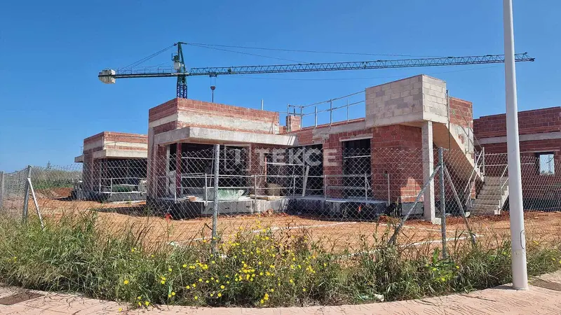 Descubra Villas con Elegancia y Comodidad en Denia