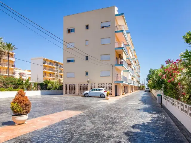 Piso de 2 Dormitorios alquiler Denia, España