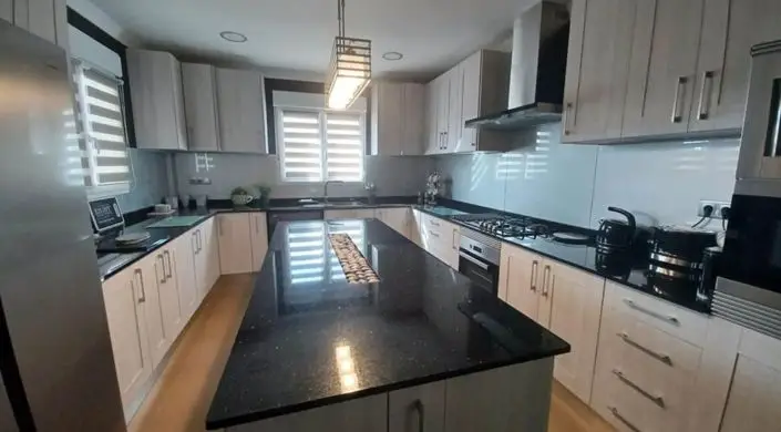 Villa 5 Dormitorios Piscina Privada Anexo Monovar Pinoso