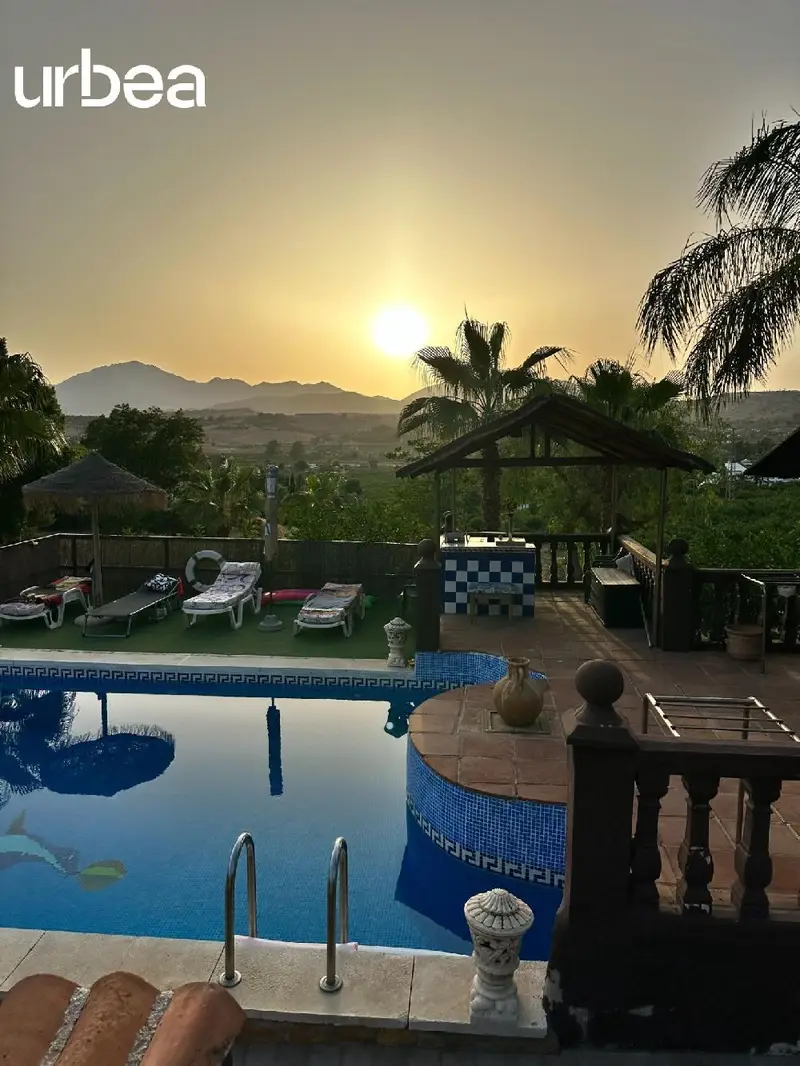 Venta Finca Rustica 5 Viviendas Piscina Pizarra
