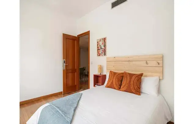 Habitacion 460m2 Madrid Alquiler Estancia Media Larga