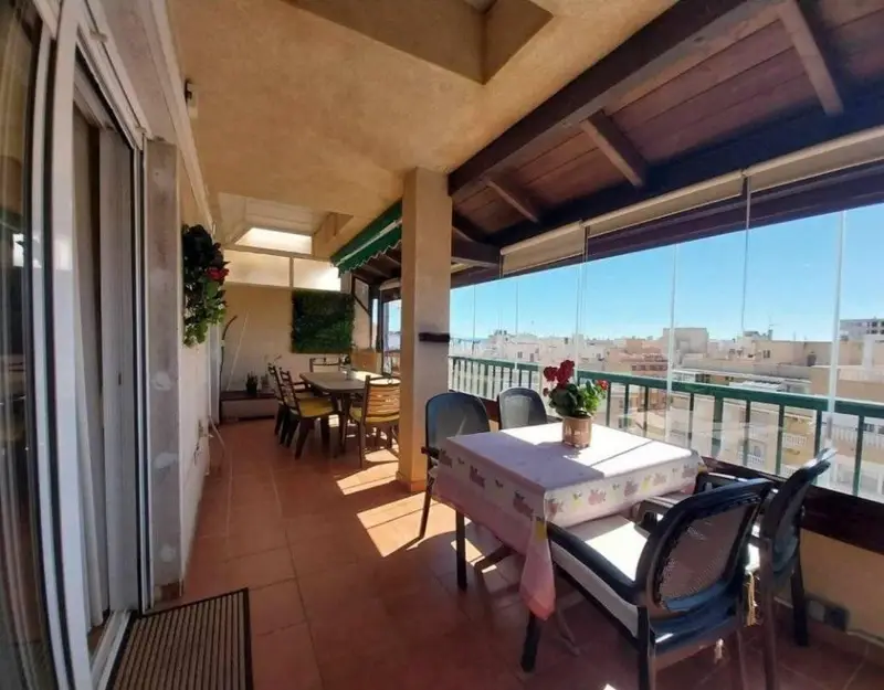 Piso de 3 Dormitorios en venta Torre La Mata, España