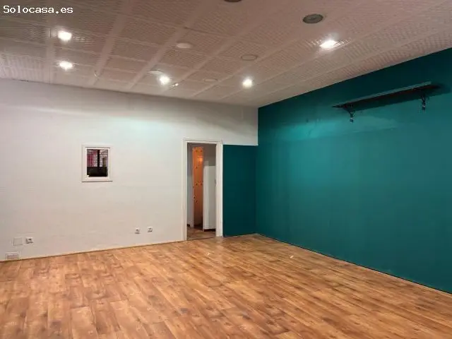 Alquiler Local Comercial Castelló dEmpúries Centro
