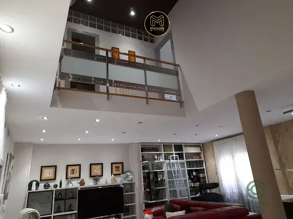 Casa Lujo 350m2 5 Dormitorios Jaen Centro