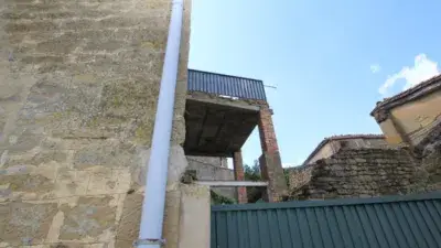 Casa en Venta en Zona Tranquila 3 Dormitorios 340m2