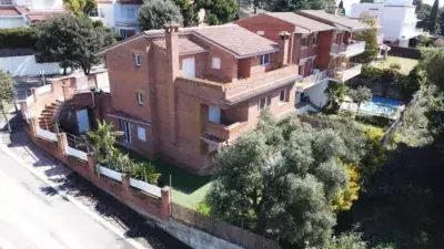 Chalet en venta Arenys de Mar 565m2 4 habitaciones 3 baños