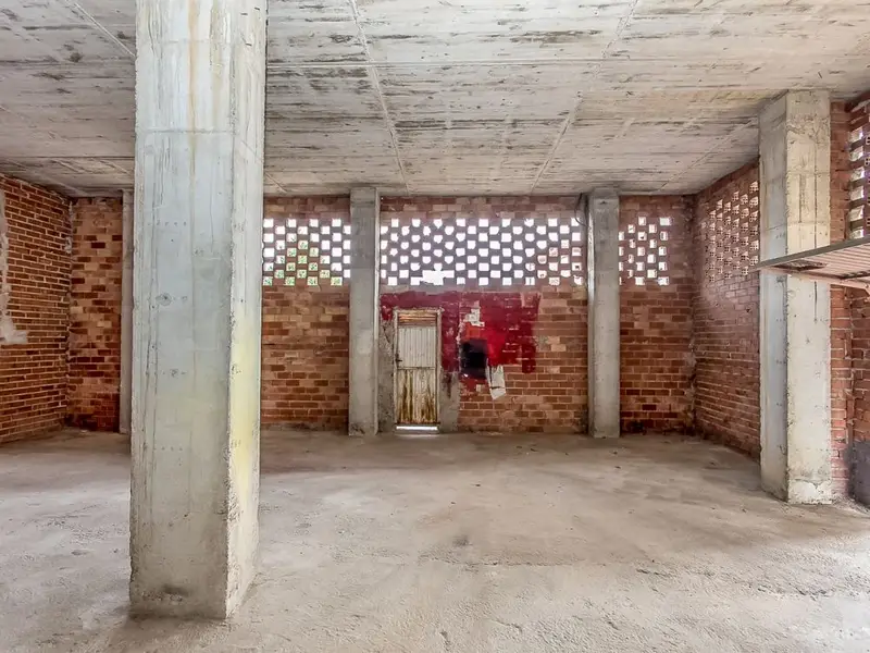 Local 150m2 Burlada Calle Landazabal Ascensor