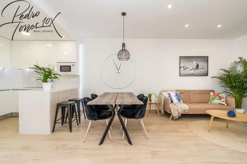 Atico de Lujo en Finestrat Hills con Piscina y Vistas al Mar