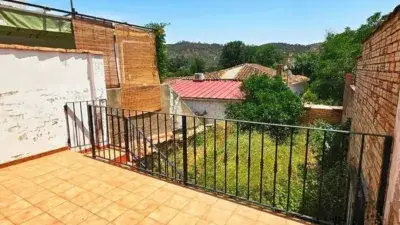 Casa Rustica en La Nava con Corral y Bodega