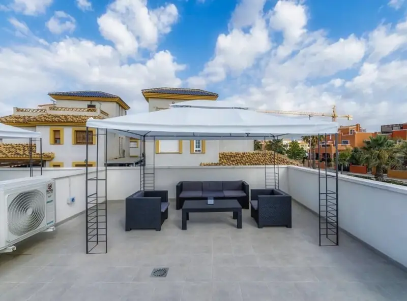 Casa en Alquiler Los Montesinos Alicante