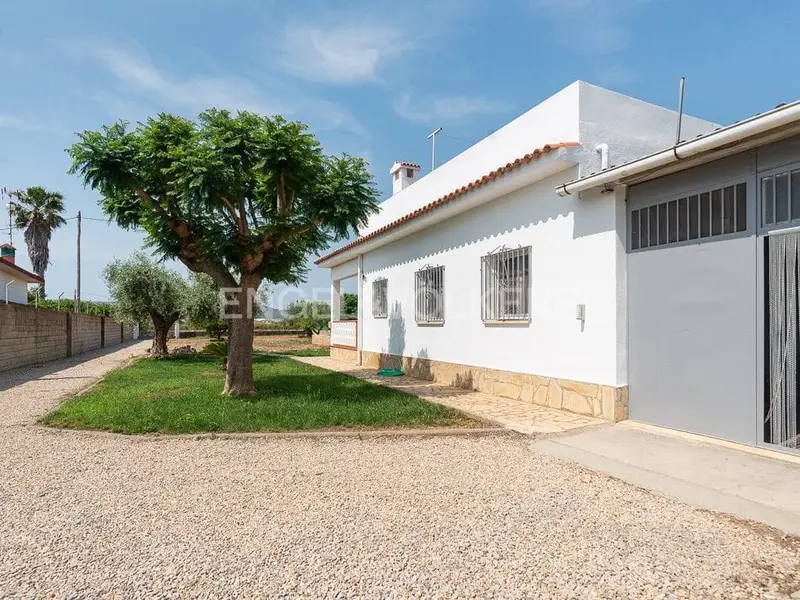 Chalet en Venta Benicarló con Piscina Privada