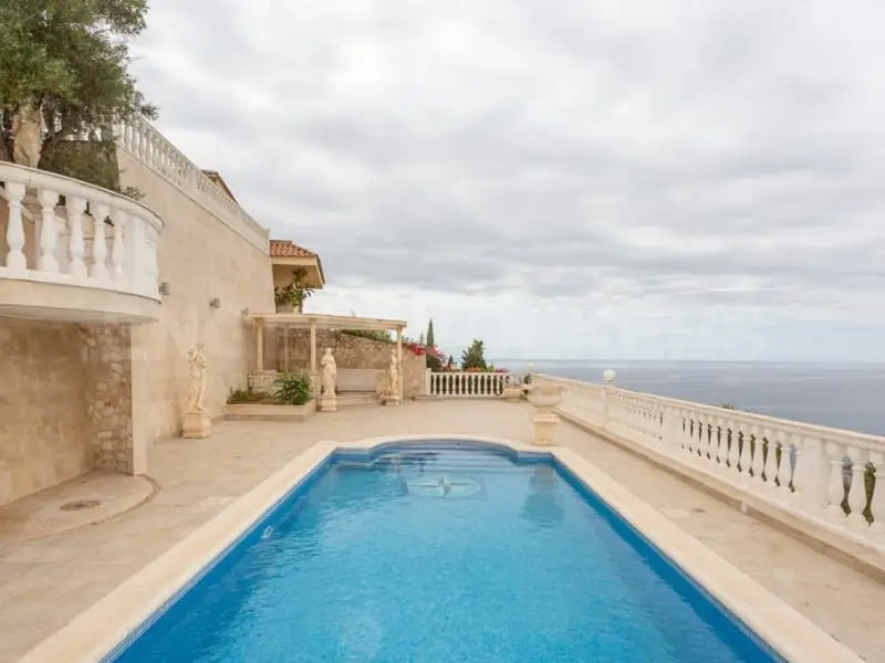 Chalet en venta Lloret de Mar Canyelles 3 Suites Piscina Vistas al Mar