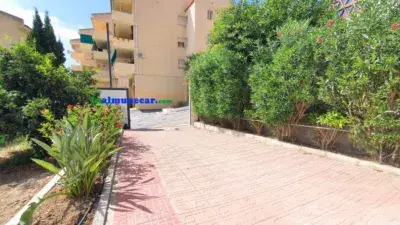 Villa en Almuñécar con Jardín, Piscina y Apartamento