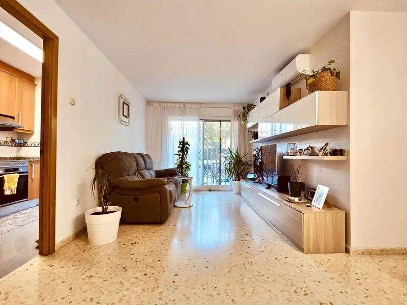 Venta Piso con Terraza en Can Toni Cunit