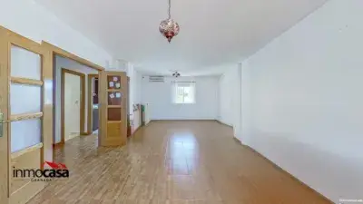 Casa Pareada con Piscina Privada en Ambroz