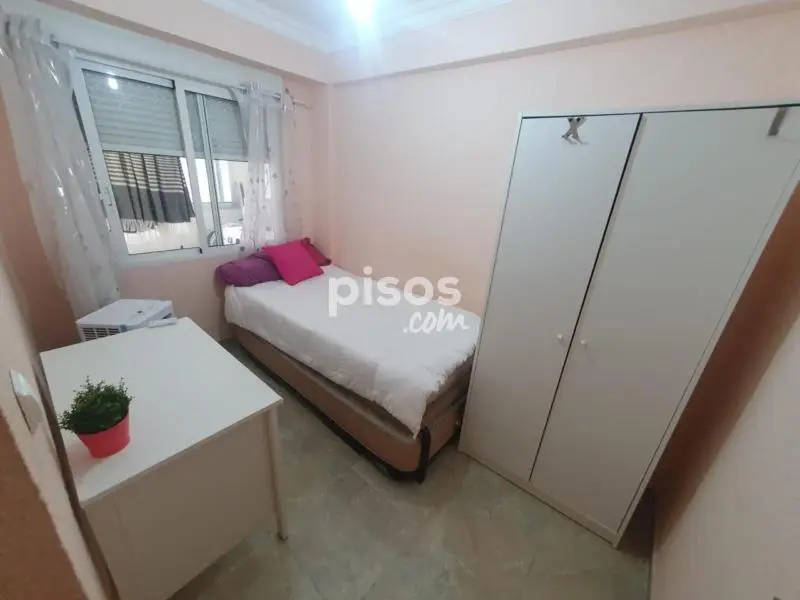 Habitación en Alquiler en Carolinas