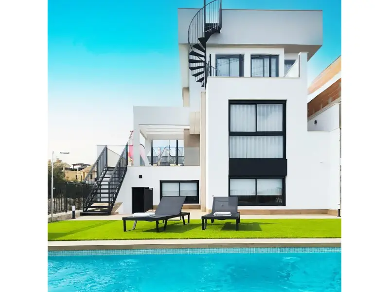 Villa en Algorfa con Piscina y Sótano - La Finca Golf
