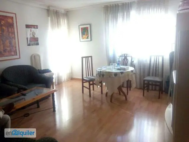 Alquiler Piso Amueblado Estudiantes Vidal Barrio Blanco