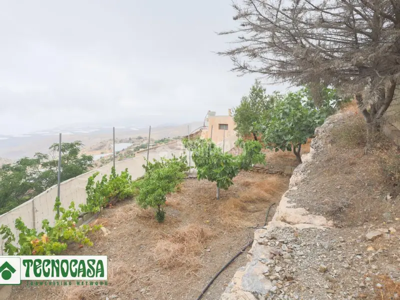 Cortijo con Jardín en El Trebolar Adra 3 Dormitorios 2 Baños
