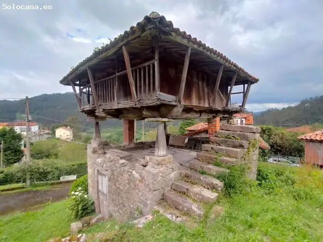 Chalet con Horreo en San Esteban de Pravia Asturias