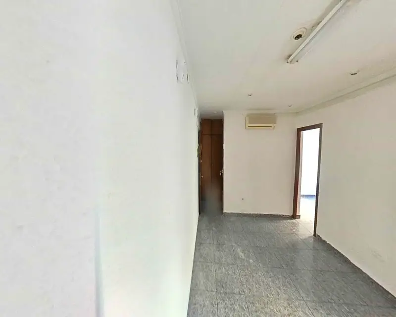 Piso en venta en Hospitalet de Llobregat 3 habitaciones 42m2