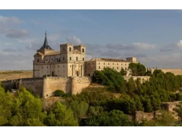 Casa de Pueblo en Uclés para Reformar