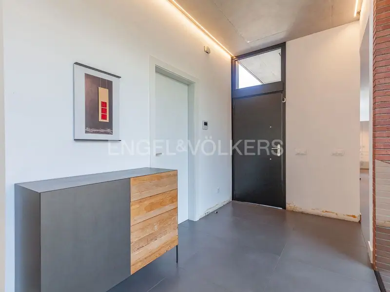 Chalet de Lujo en Valldoreix 5 Dormitorios Jardin 2000m2
