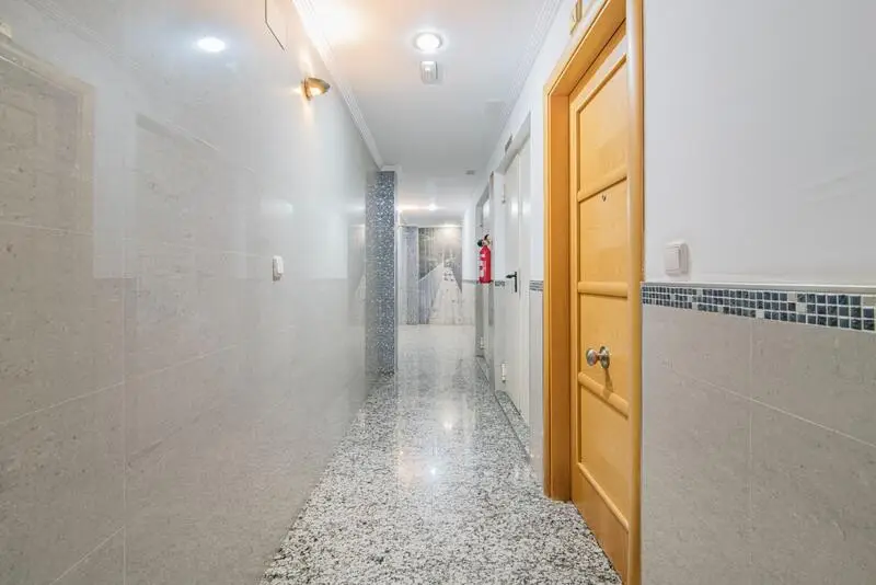 Apartamento 3 Dormitorios Velez de Benaudalla