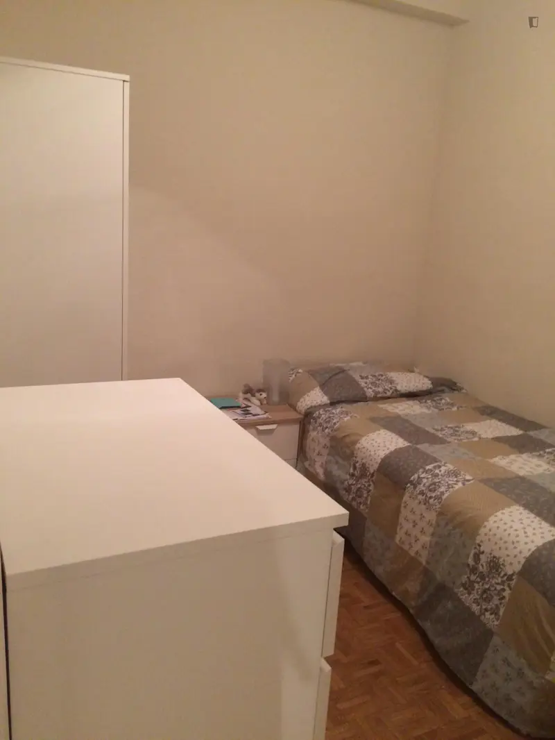 Habitacion Alquiler Madrid Estudiantes Cerca Transporte Universidades