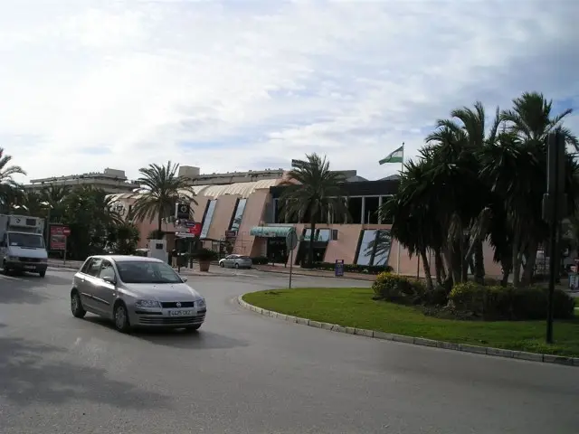 Oficina en Venta Puerto Banus Excelente Inversion