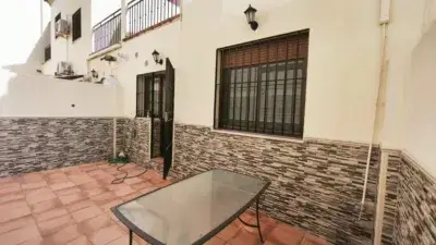 Chalet Adosado en Nueva Alcalá cerca de colegios e institutos