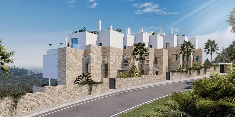 Dúplex de Lujo en Benahavís con Vistas al Mar