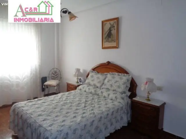 Alquiler Piso 3 Dormitorios Baena