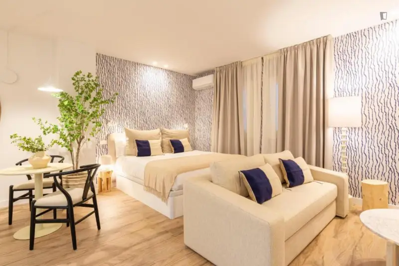Apartamentos Amueblados con Cocina y Baño Privado