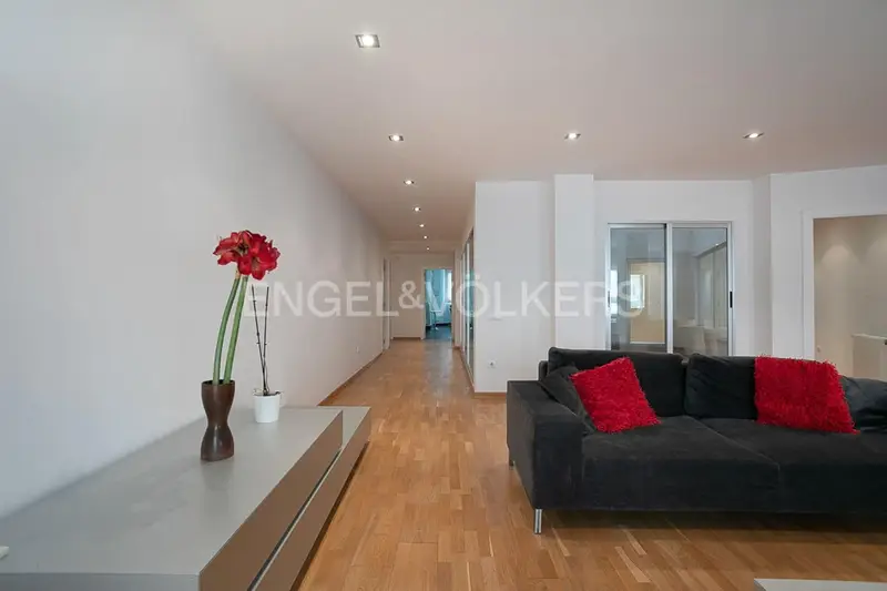 Apartamento Russafa Valencia 4 dormitorios 3 baños reformado