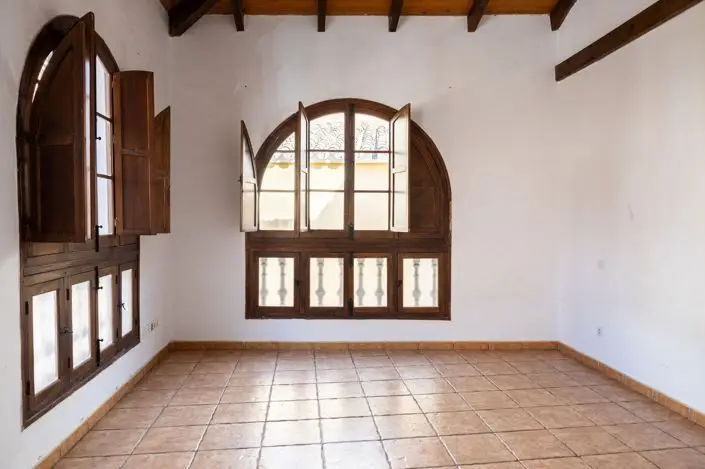 Casa con Encanto en Molinillo Malaga 2 Dormitorios Patio y Garaje