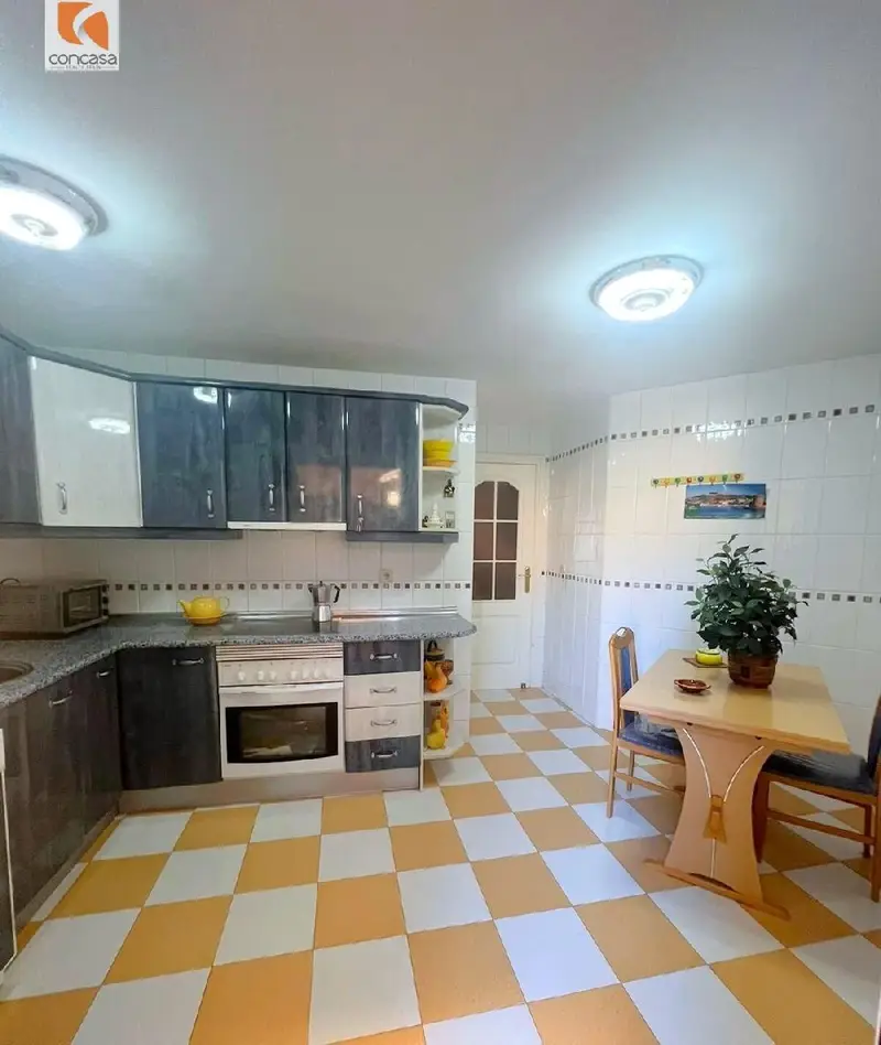 Venta Piso 157m2 Sabinillas 3 Dormitorios 2 Baños Terraza Garaje