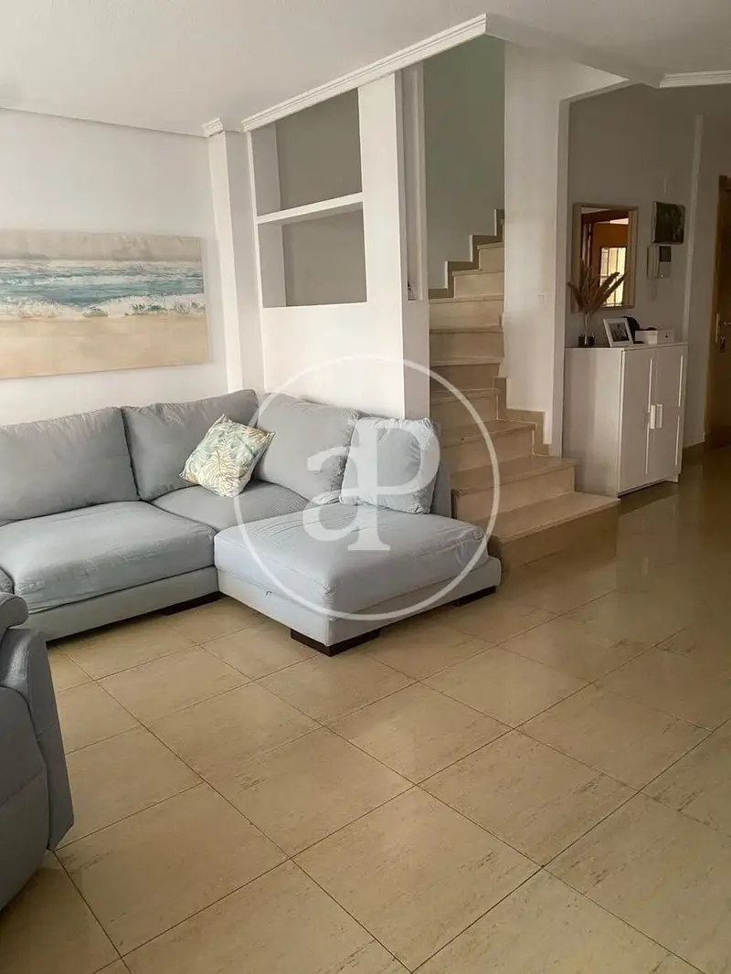 Dúplex 150m2 Paterna 3 Dormitorios Terraza 50m2