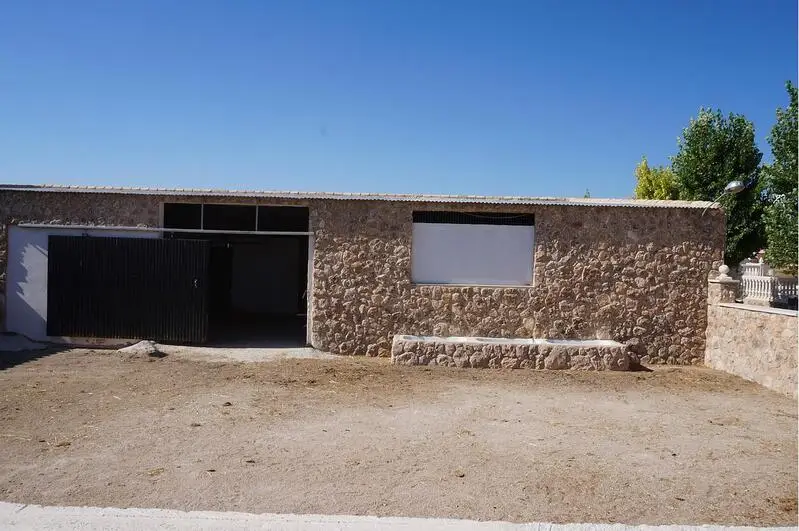 Finca con Establos en Yecla Murcia