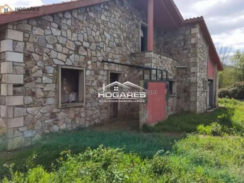 Villa en venta en O Rosal