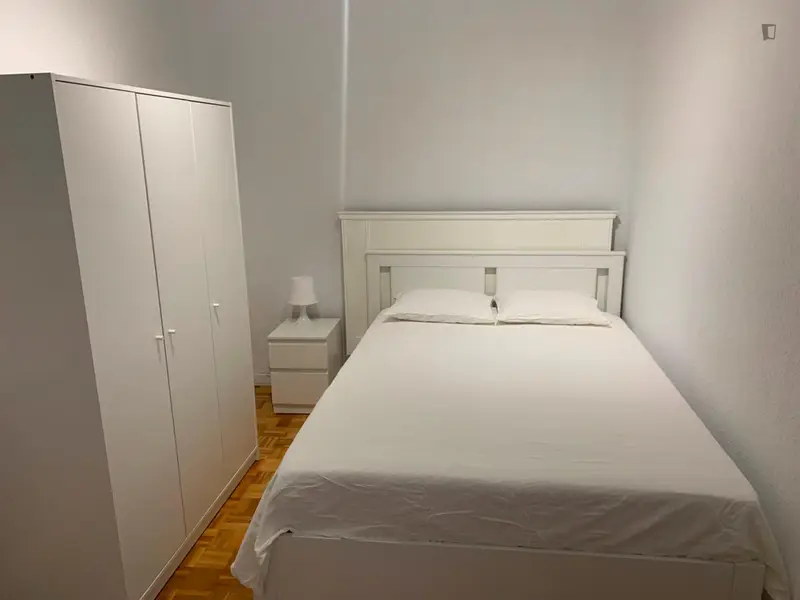 Espectacular Piso 5 Habitaciones Retiro Cerca Atocha