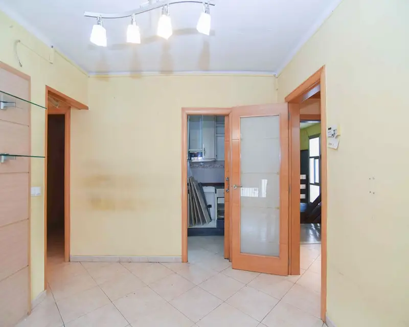 Piso 4 habitaciones 78m2 Sabadell