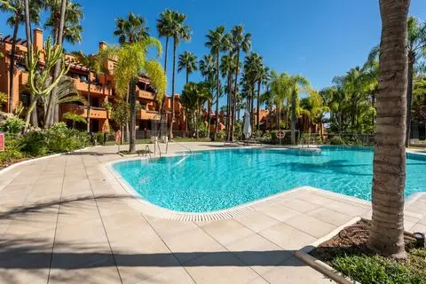 Ático Dúplex 3 Dormitorios Marbella Vistas al Mar