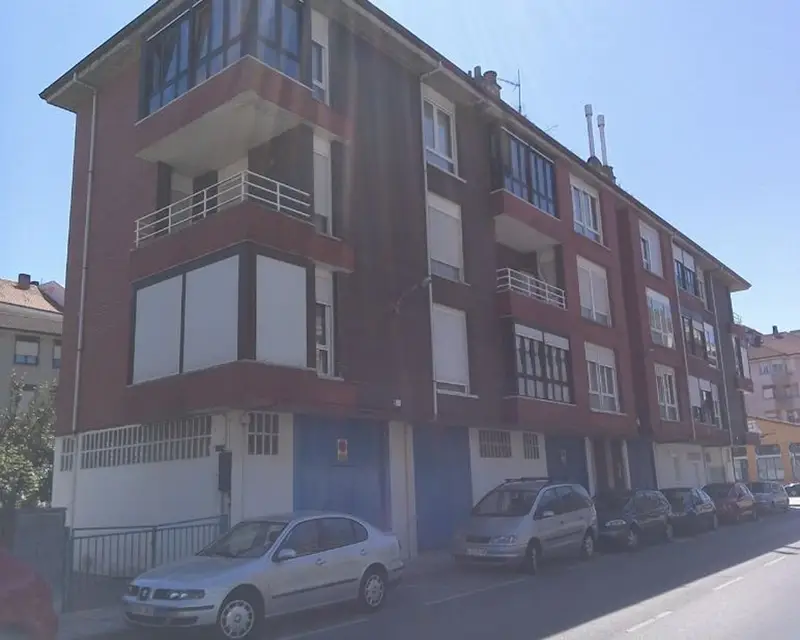 Piso 141m2 4 habitaciones 2 baños Colindres