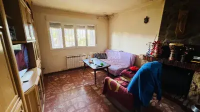 Chalet Independiente en Escalona 138m2 1400m2 Parcela