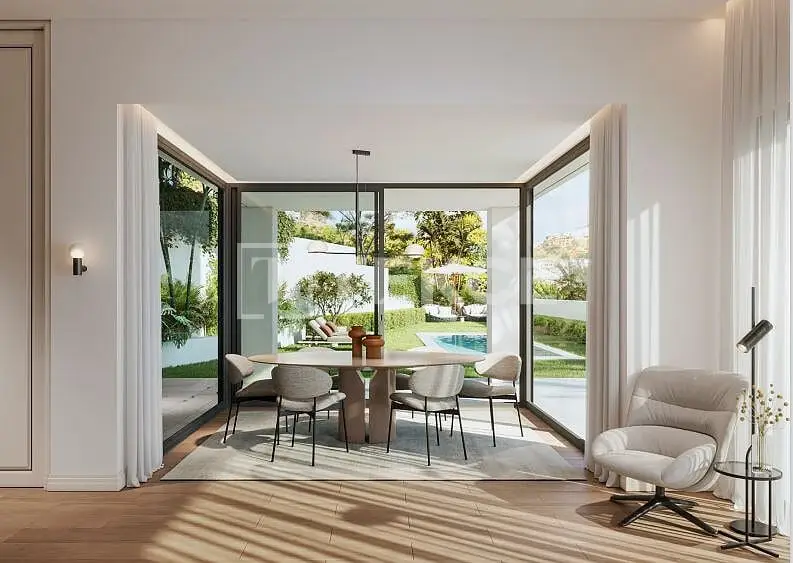 Casas Pareadas en El Limonar Malaga con Piscina Privada