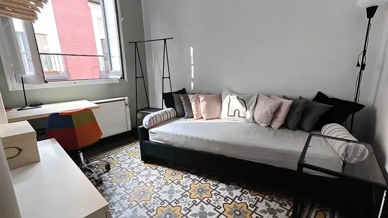 Apartamento en Alquiler Madrid 1 Dormitorio Cerca Marqués Santa Ana