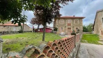Casa Rústica en Arija Burgos con Parcela y Garaje
