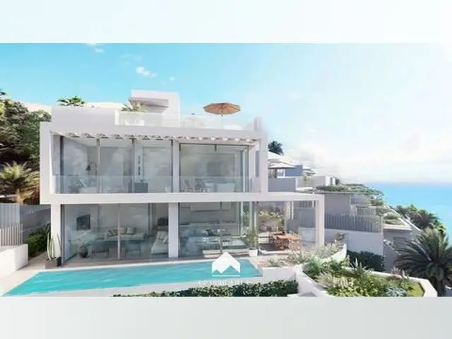 Villa de Lujo en Almunecar con Vistas al Mar