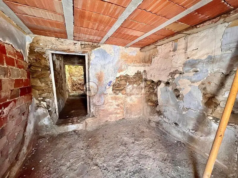 Casa de Pueblo en Torrox para Reformar 2 Dormitorios